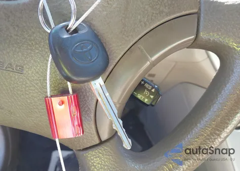 2006 Toyota Highlander V6 from USA, damaged, VIN JTEGP21A360094408